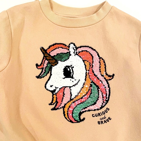 H&M 4T sequin unicorn sweatshirt - Picture 3 of 7